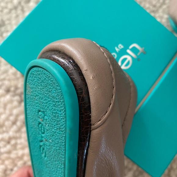 Tieks Taupe size 6 (used) - Picture 3 of 5